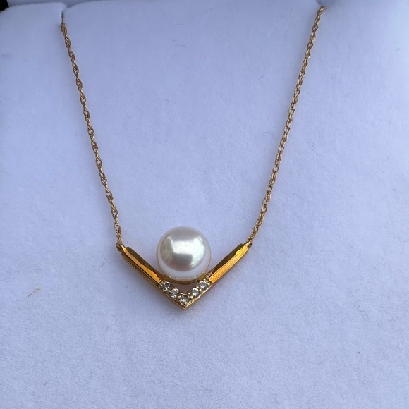 NWT Freshwater Pearl and 1/10 ct t.w White Topaz Necklace 10k Yellow Gold 18 in - Picture 10 of 11